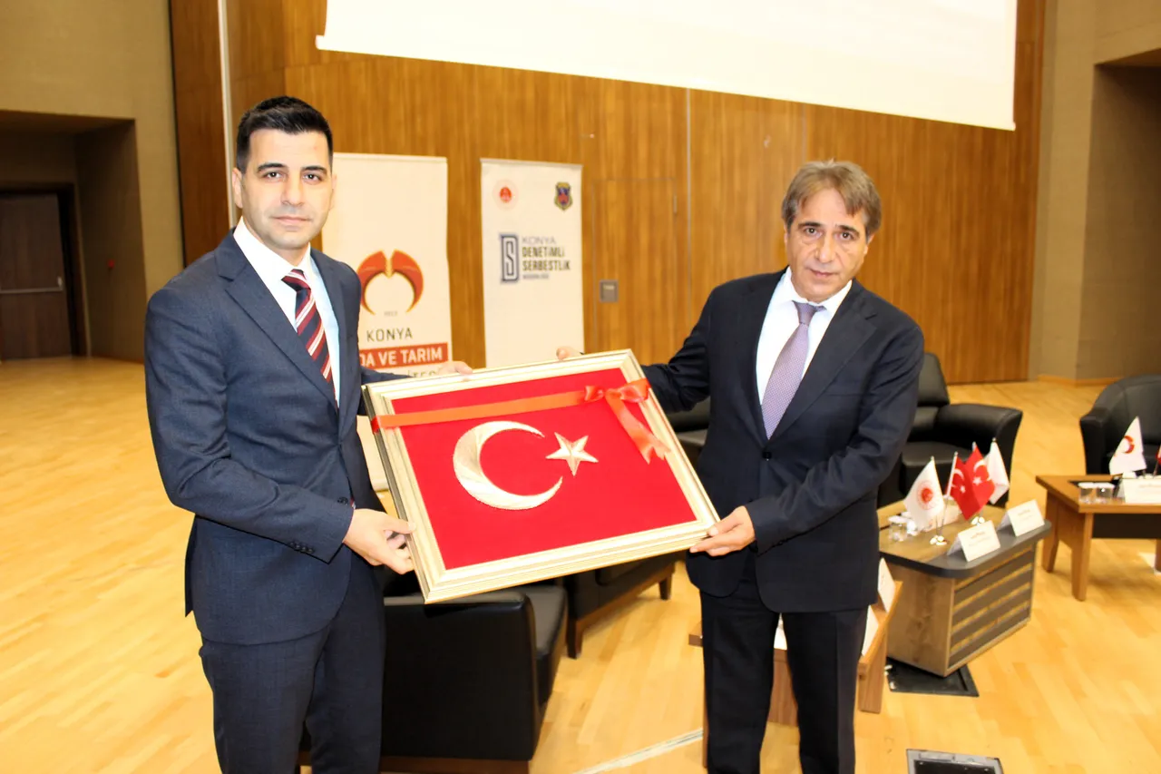 Konya Gıda ve Tarım Üniversitesinde "İyileşme Aile ile Başlar: Denetimli Serbestlikte Ailenin Dönüştürücü Gücü" paneli gerçekleştirildi
