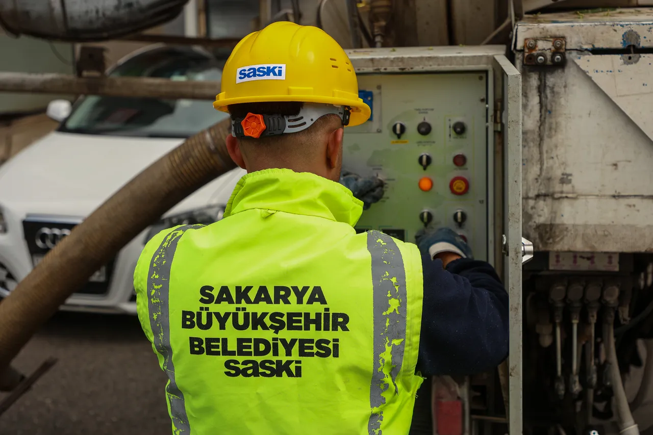 Beklenen olağanüstü yağışa karşı SASKİ tüm imkanlarıyla sahada olacak