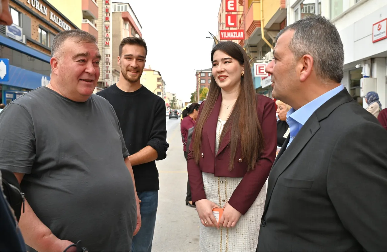Emirdağ Belediye Başkanı Koyuncu, Avukatlık Büro açılışına katıldı