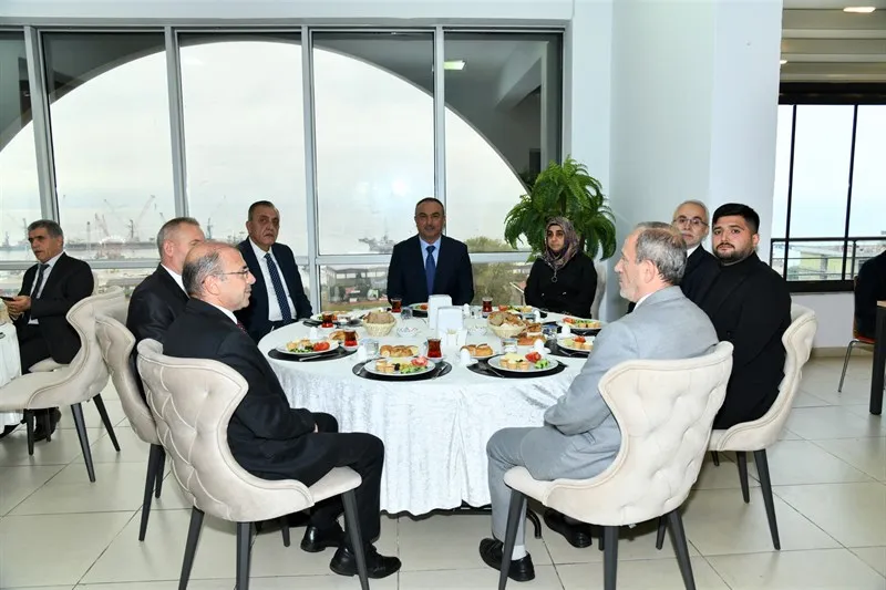 Camiler ve Din Görevlileri Haftası münasebetiyle program düzenlendi