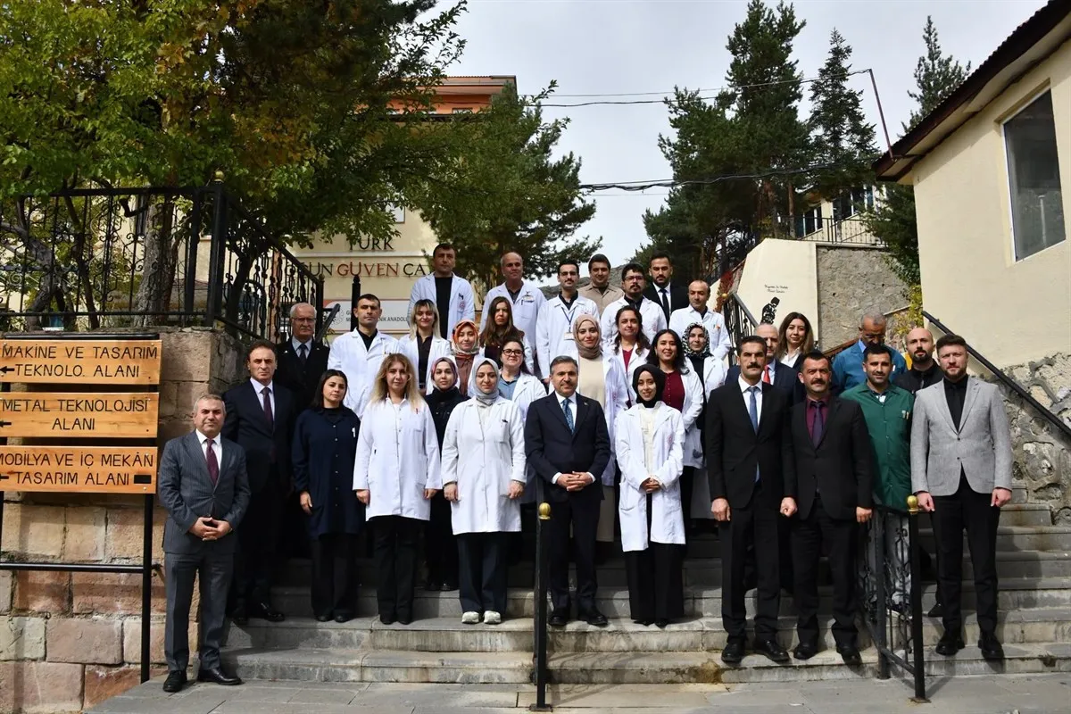 Gümüşhane Valisi Cevdet Atay’dan mesleki ve teknik liselere ziyaret