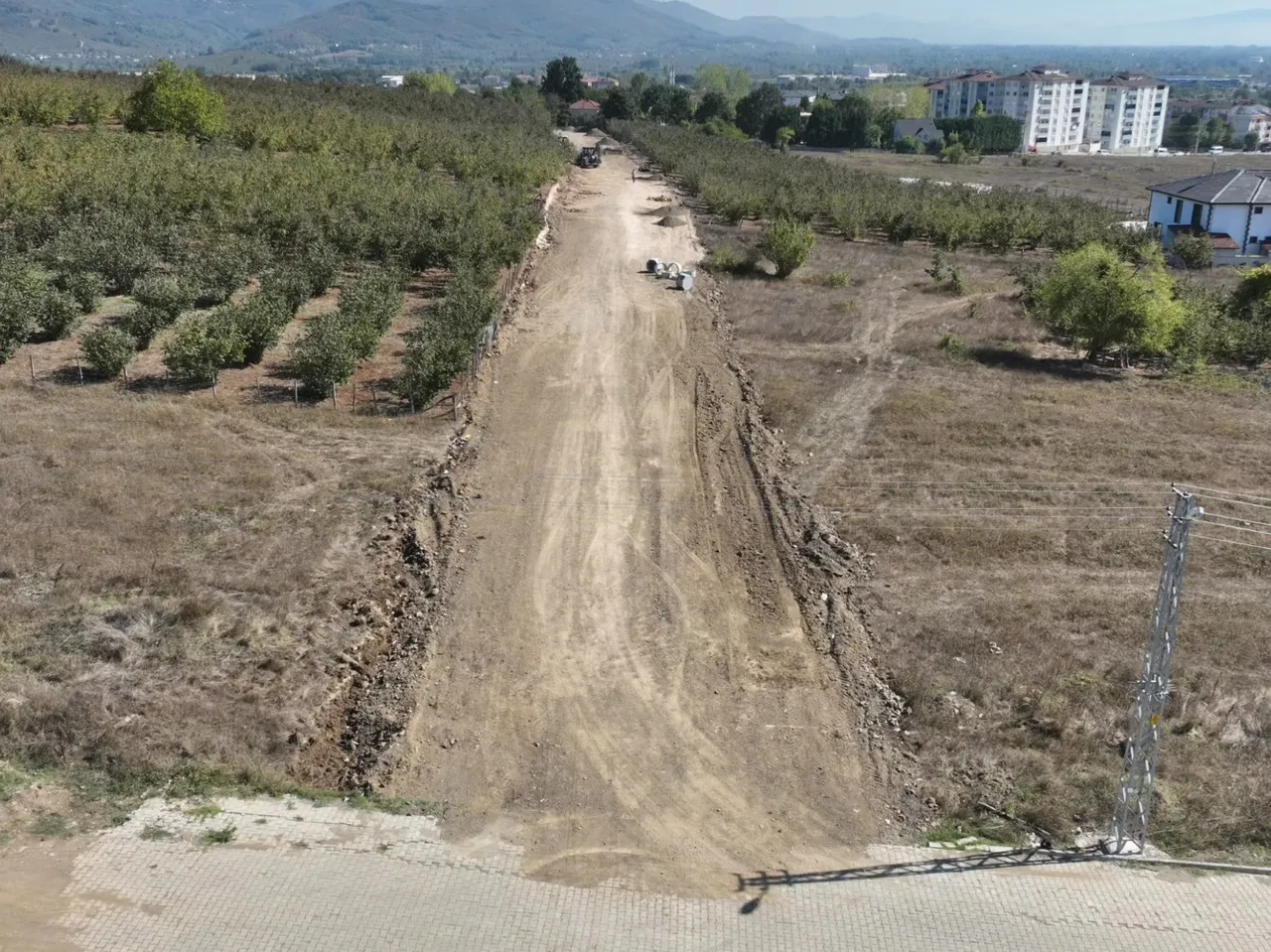 Namık Kemal Caddesinde çalışmalar devam ediyor