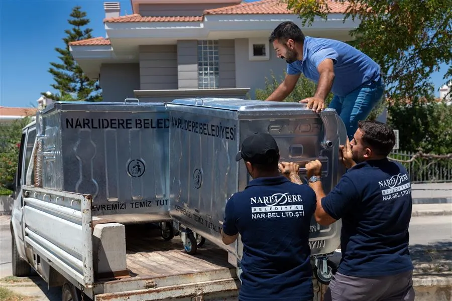 Narlıdere Belediyesi’nden çevre temizliği için 200 yeni çöp konteyneri