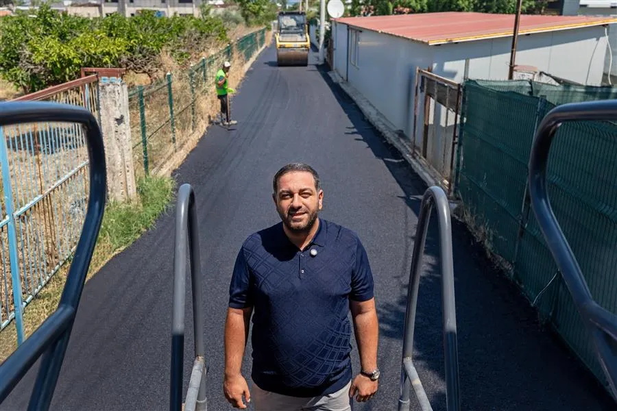 Narlıdere’de yenilenmeyi bekleyen yollar konfora kavuşuyor