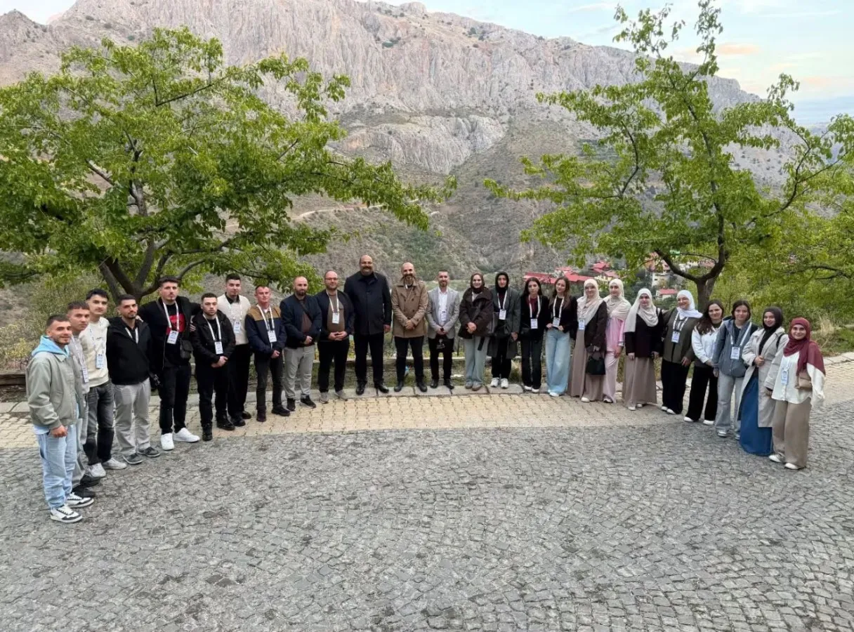 Kemaliye'de Kosova'lı genç misafirler ağırlandı