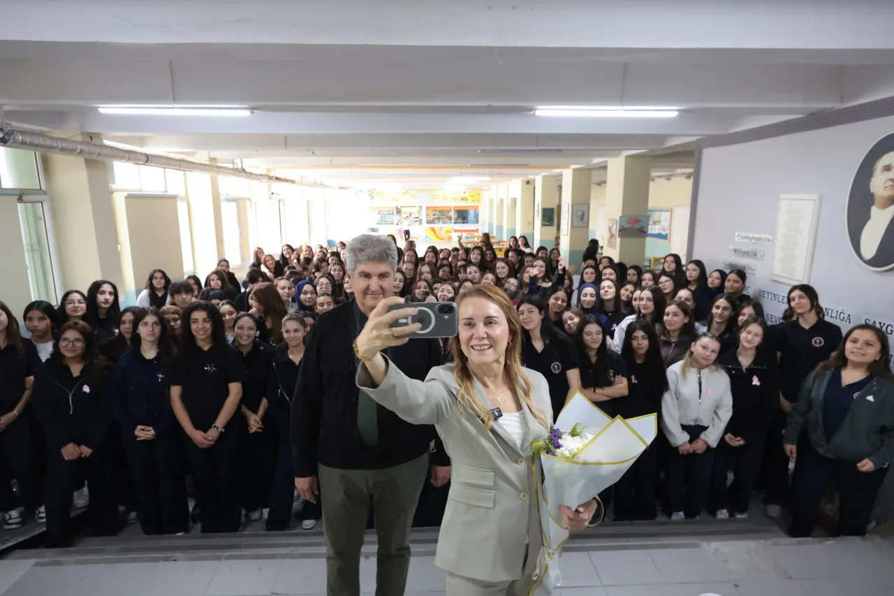 Başkan Mutlu, okul ziyaretlerini sürdürüyor “Üzerimize Düşeni Yapmaya Devam Edeceğiz”