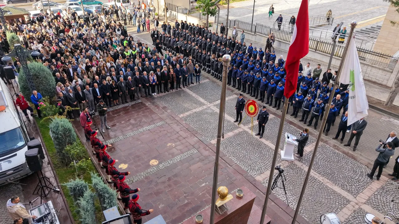 Ankara’nın başkent oluşunun 103. Yılı törenlerle kutlandı