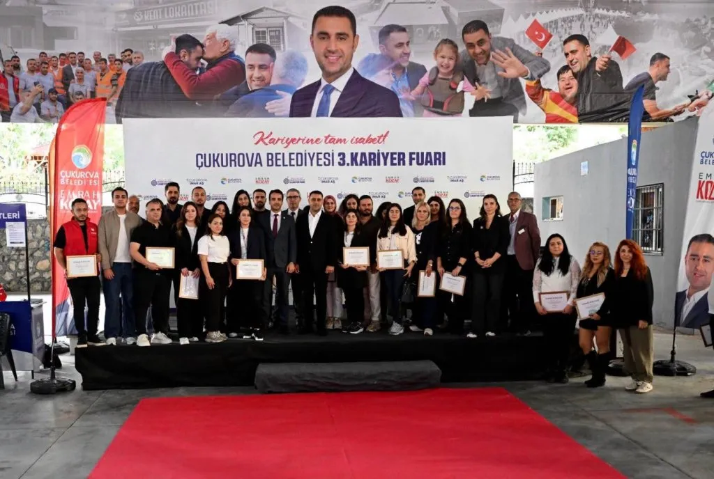 Çukurova Belediyesi 3. Kariyer Fuarı, iş arayanlarla işverenleri buluşturdu