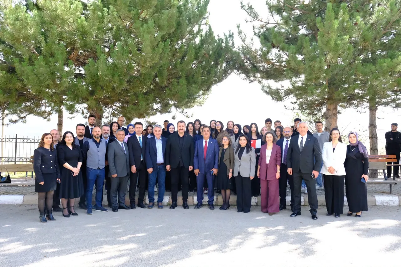 Suşehri Timur Karabal Meslek Yüksekokulu’nda Yeni Eğitim-Öğretim Yılının akademik hedefleri değerlendirildi