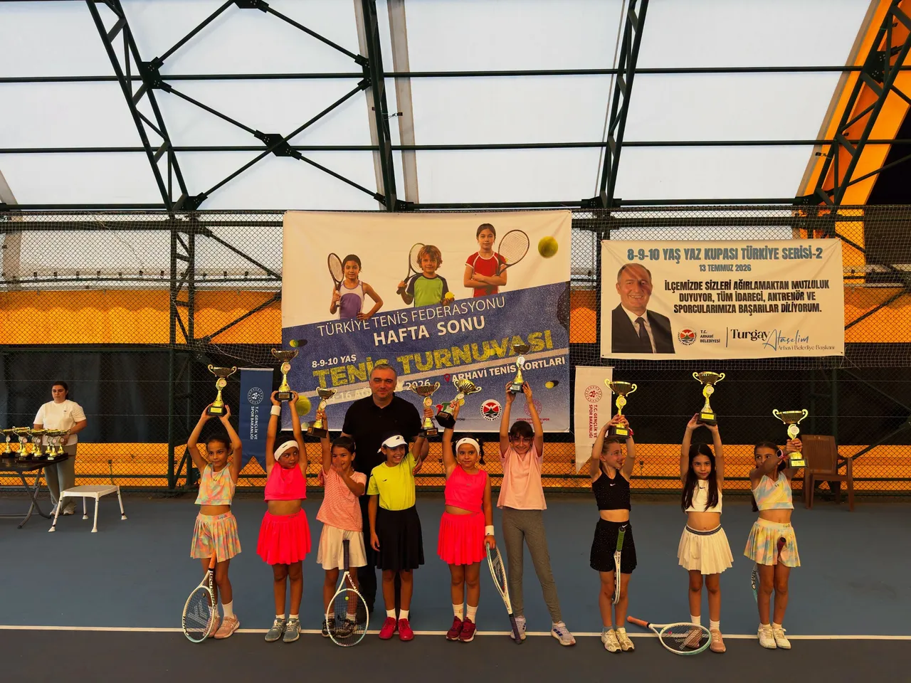 8-9-10 Yaş hafta sonu tenis turnuvası sona erdi