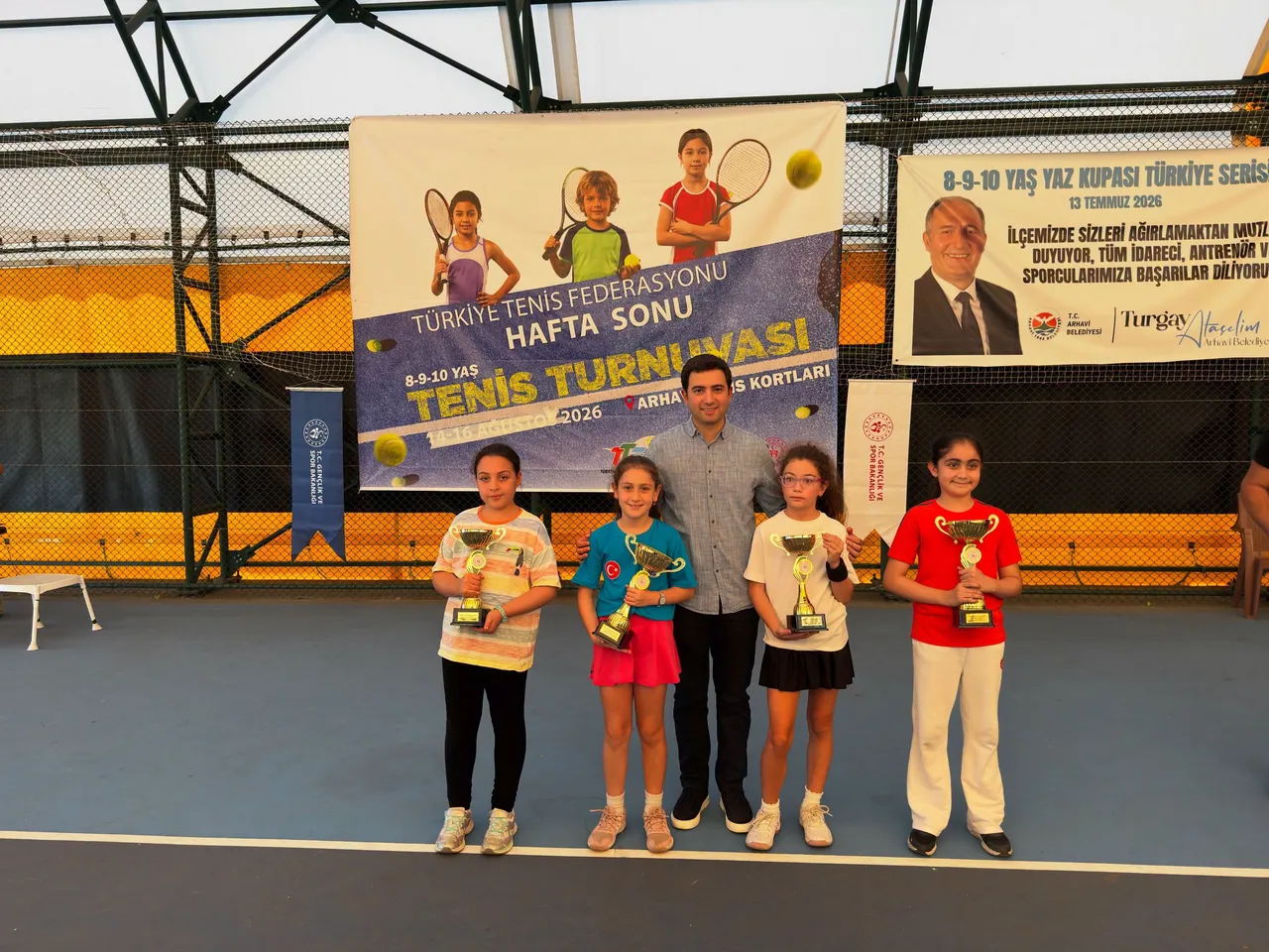 8-9-10 Yaş hafta sonu tenis turnuvası sona erdi
