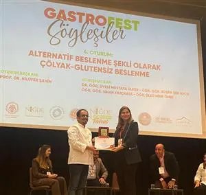 ASÜ’lü aşçılık öğrencileri Niğde Gastronomi Festivalinde dört madalya kazandı