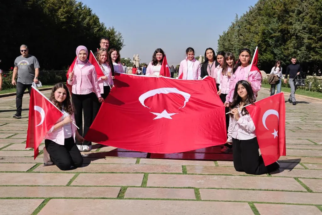 Kız Çocukları Günü'nde Ankara’nın kalbine ziyaret