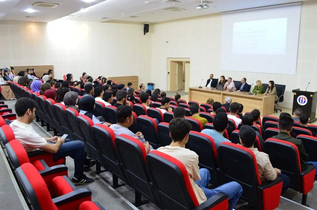 GAÜN Nizip Eğitim Fakültesinde Uyum Haftası etkinliği düzenlendi