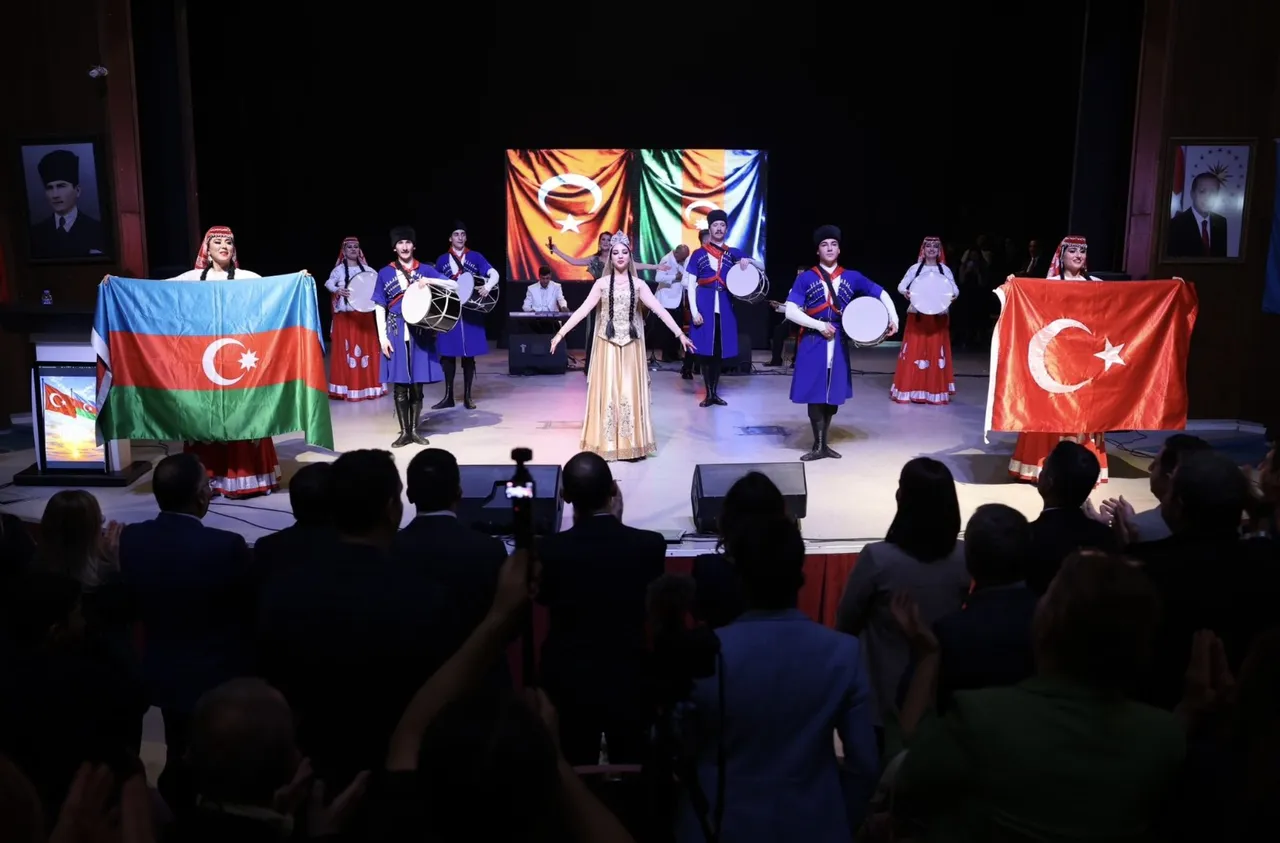 Rektör Gürel, “Türkiye-Azerbaycan Sanat Haftası” etkinliklerine katıldı