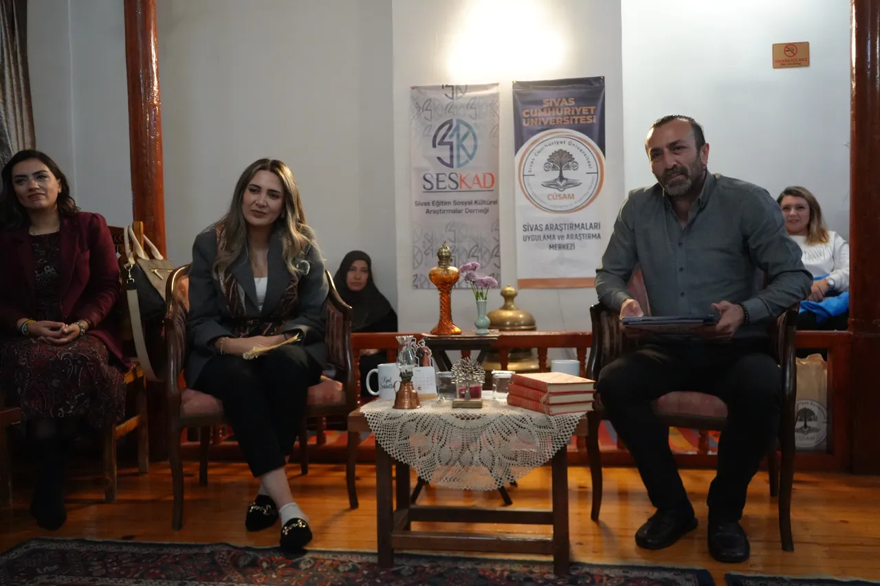 Sivas ağzının dijital dünyadaki yeri kent sohbetlerinde konuşuldu