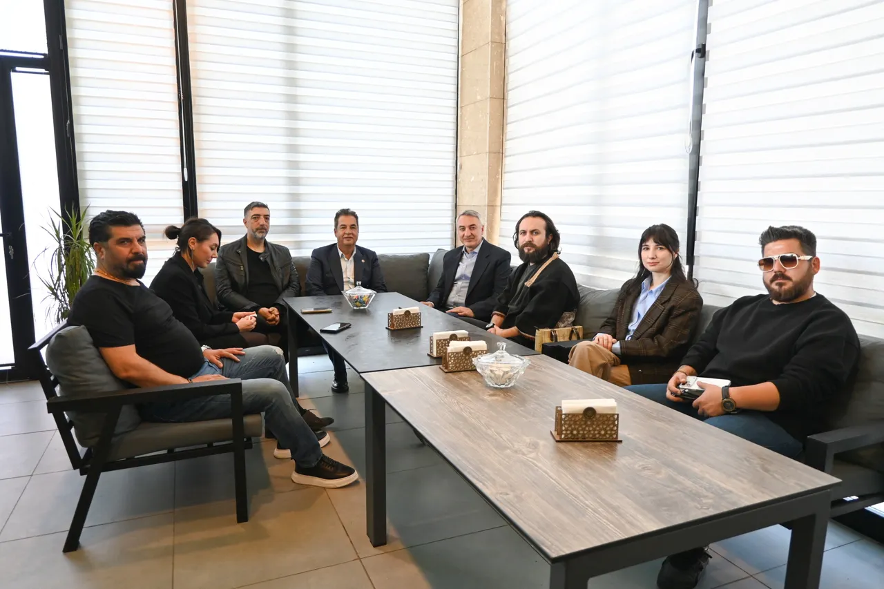 İletişim Fakültesinde sanatsal üretim ve sosyal medya söyleşisi