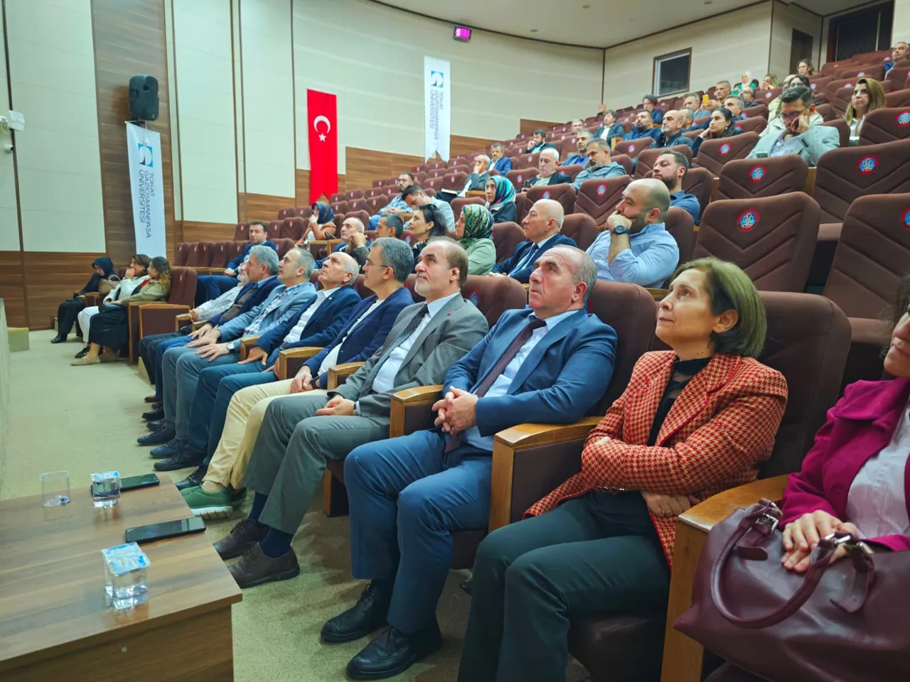 TOGÜ’de toplumsal katkı bilgilendirme toplantısı gerçekleştirildi