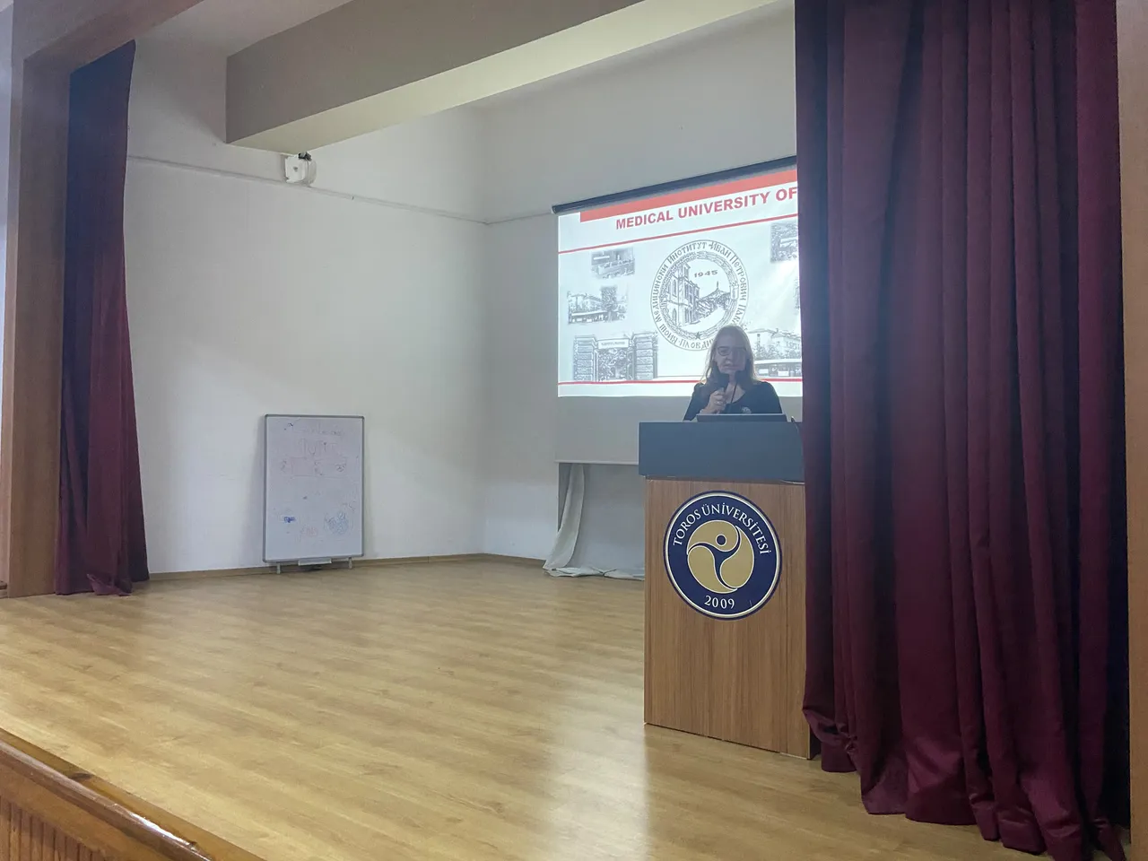 Toros Üniversitesi’nde dijital öğrenme ve teletıp semineri gerçekleştirildi