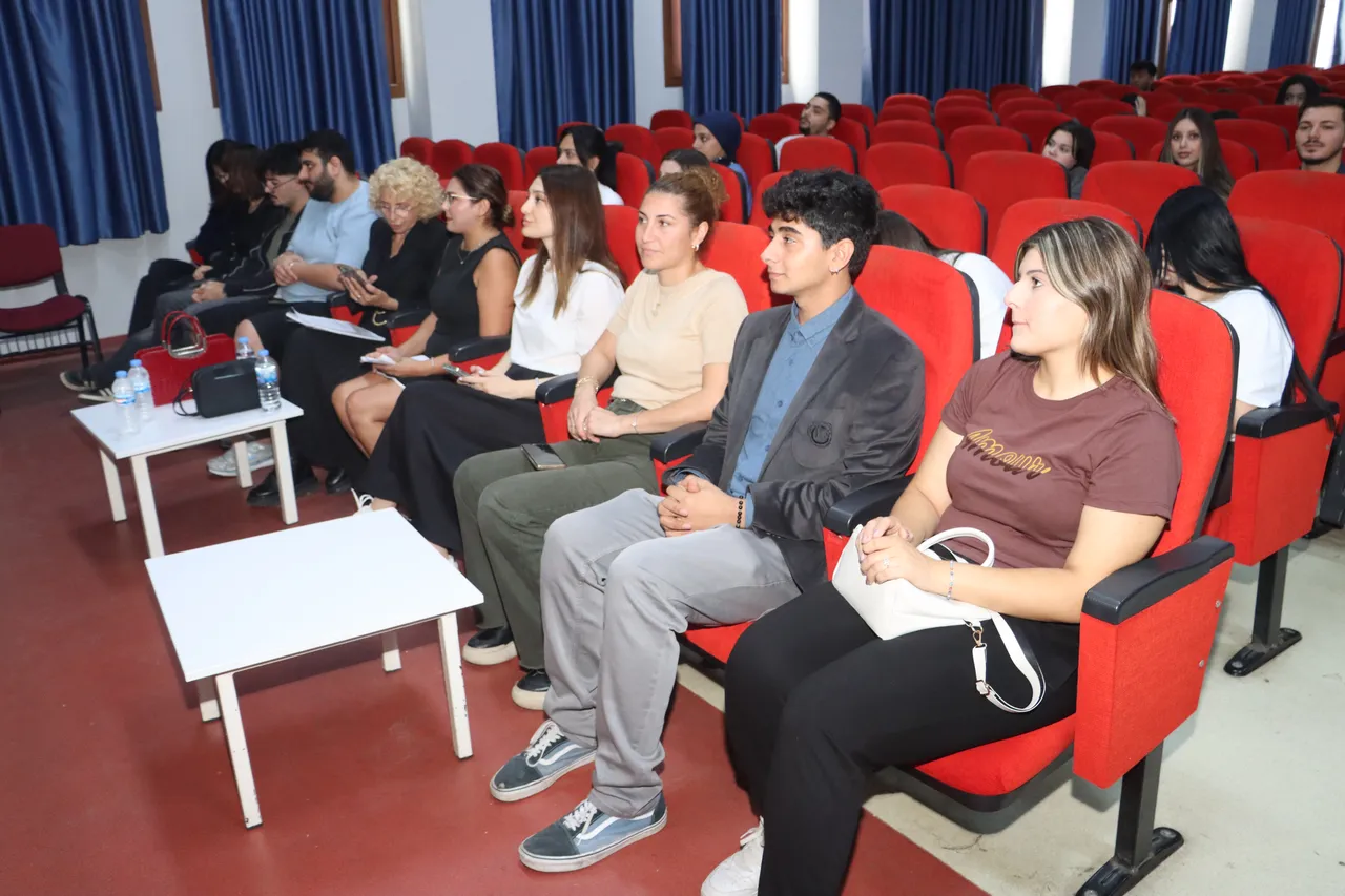 Toros Üniversitesi’nde disleksi farkındalığı için seminer düzenlendi