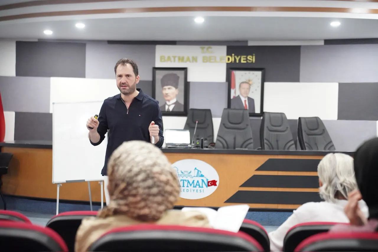 Belediye Personeline Osmanlıca eğitimi başladı