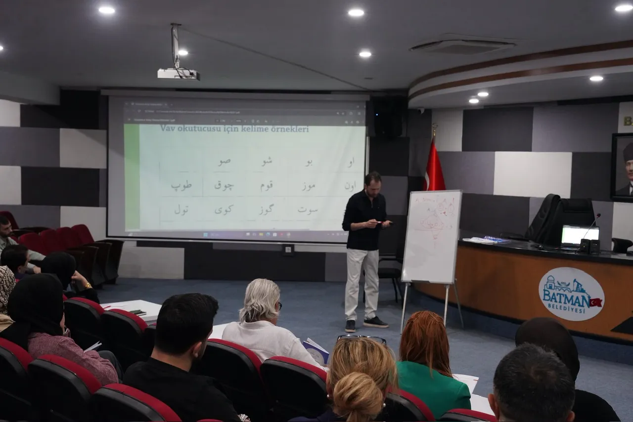 Belediye Personeline Osmanlıca eğitimi başladı