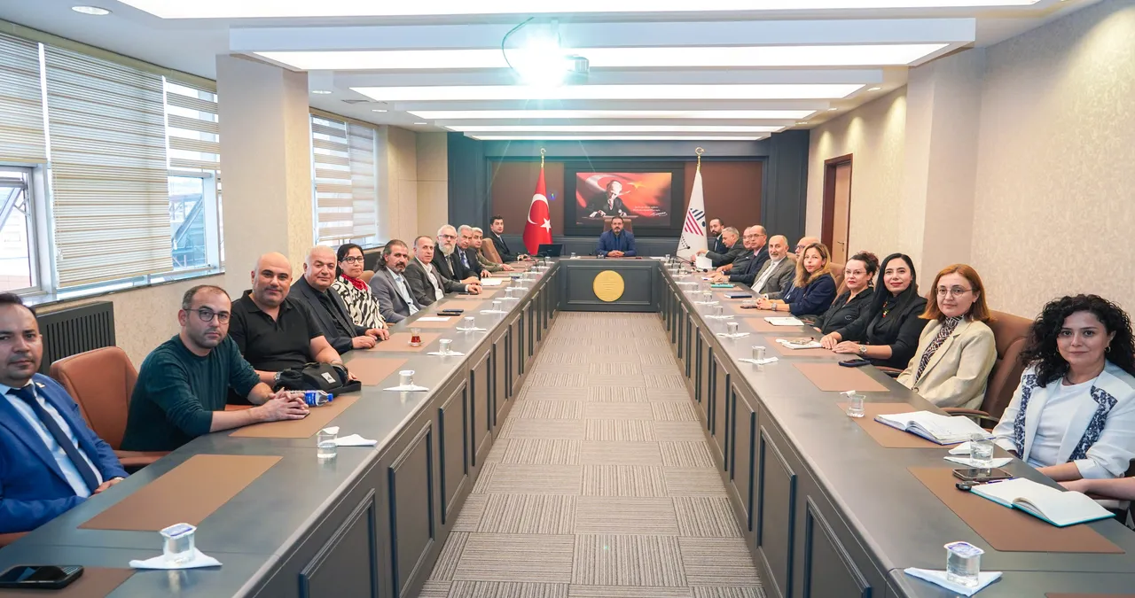 Kilis 7 Aralık Üniversitesinde kalite ve akreditasyon süreçleri toplantısı gerçekleştirildi