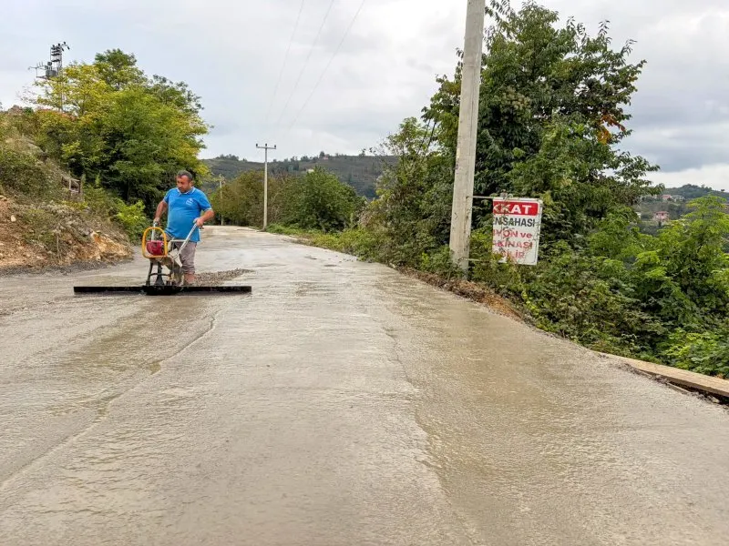 Fatsa’da son 1 ayda 2 bin 350 metre beton yol yapıldı