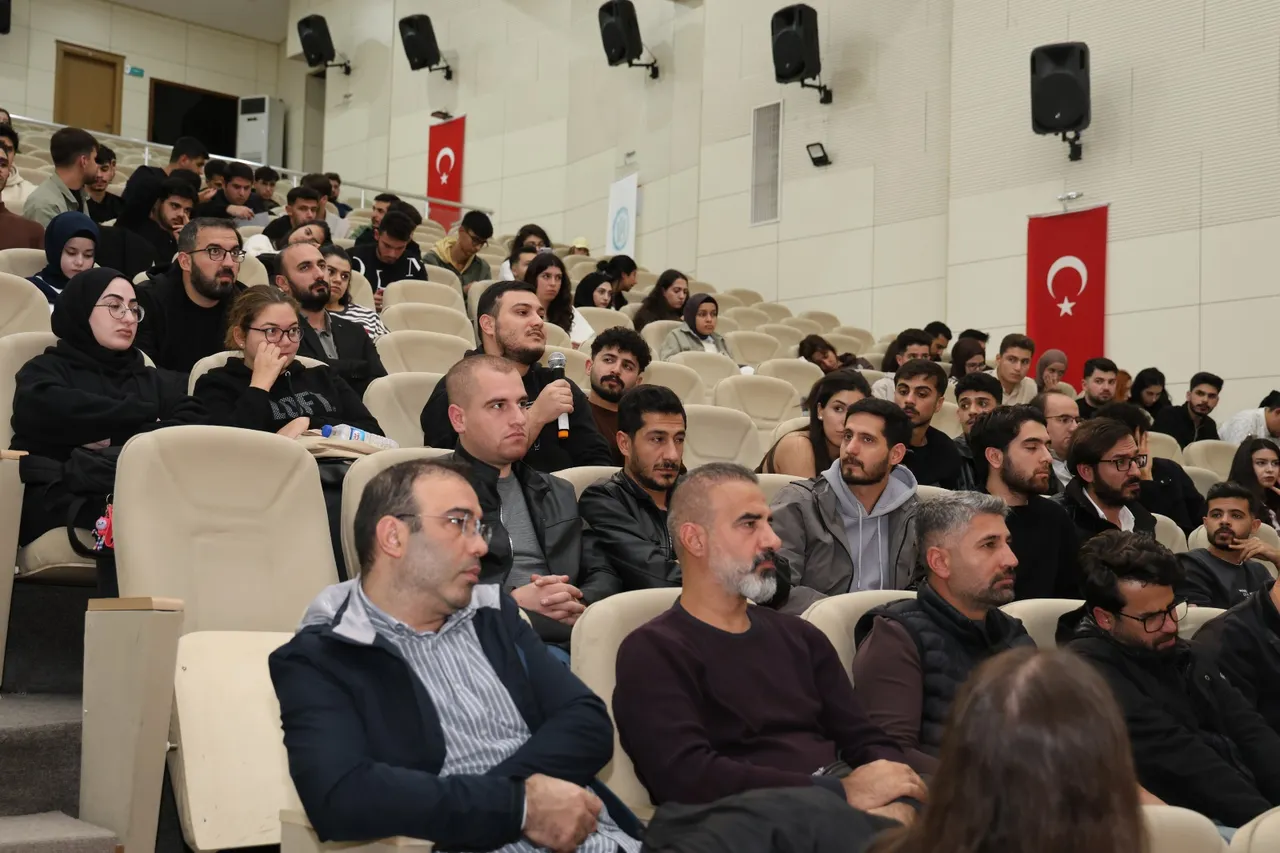 Bitlis Eren Üniversitesinde Entertech Bitlis Girişim Ofisi açıldı: Girişimcilik ve ticarileşme fırsatları tanıtıldı