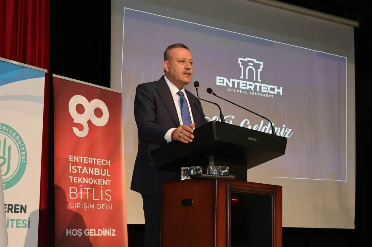 Bitlis Eren Üniversitesinde Entertech Bitlis Girişim Ofisi açıldı: Girişimcilik ve ticarileşme fırsatları tanıtıldı
