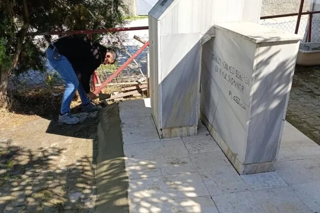 Sivrihisar Belediyesi, ortak kullanım alanlarını daha bakımlı, çalışmaları sürdürüyor