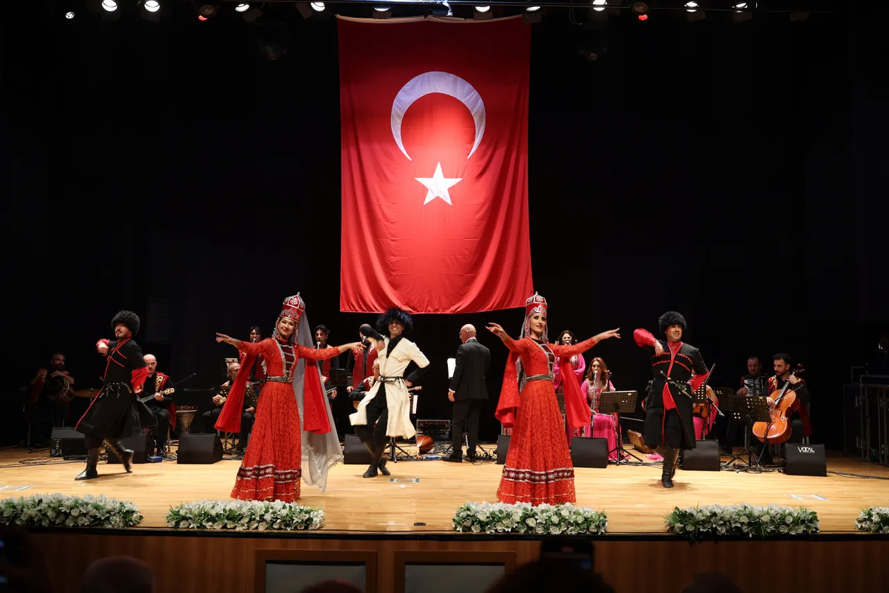 Şair ve Yazarlar Buluşması'nda ilk gün heyecanı