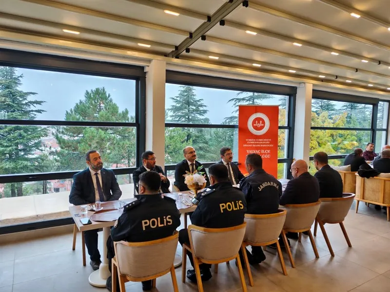 Yalvaç Kaymakamı Abacı, din görevlileri ile bir araya geldi