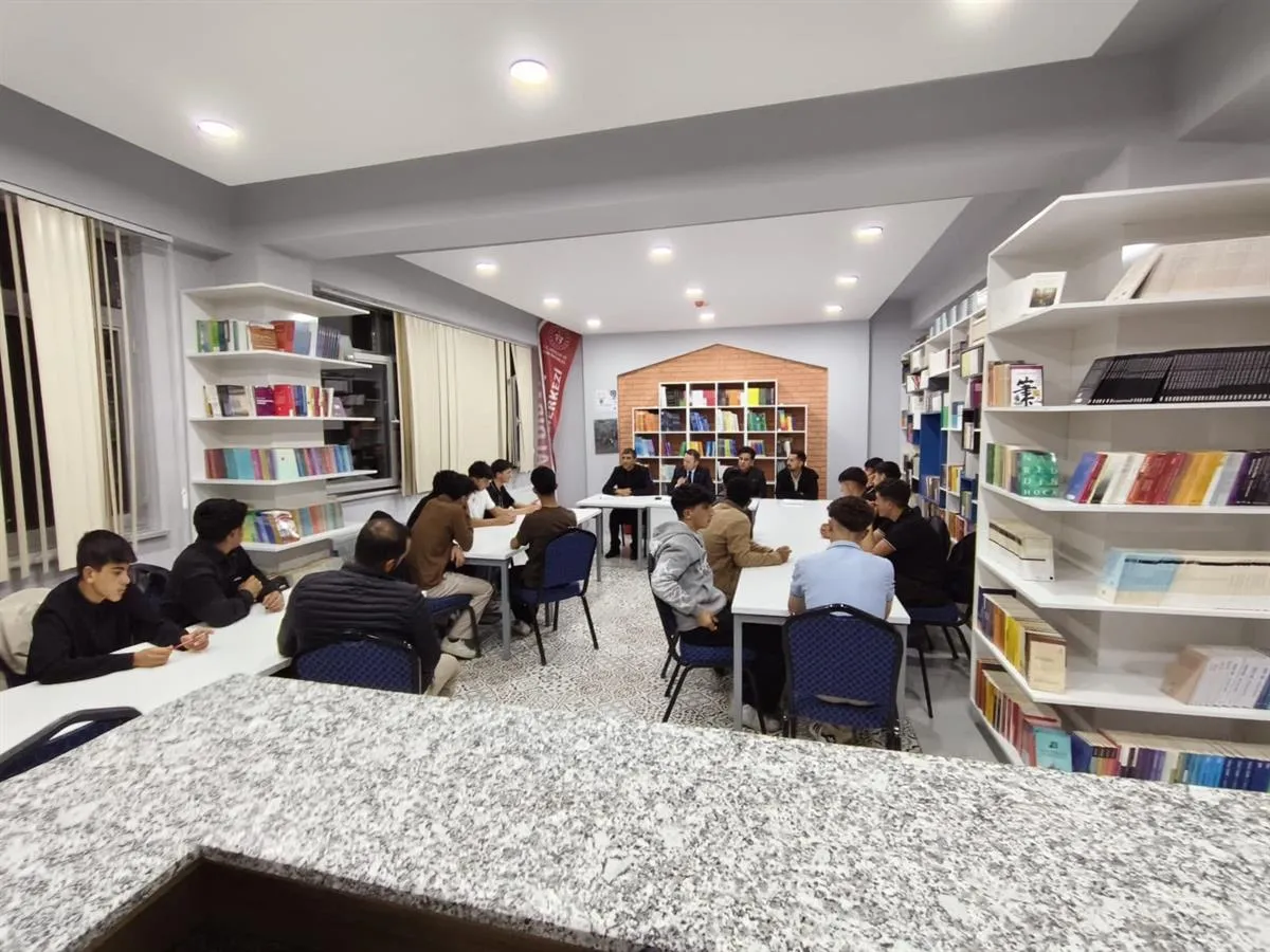 Gençlerle baş başa Projesi yeni dönemde de devam ediyor