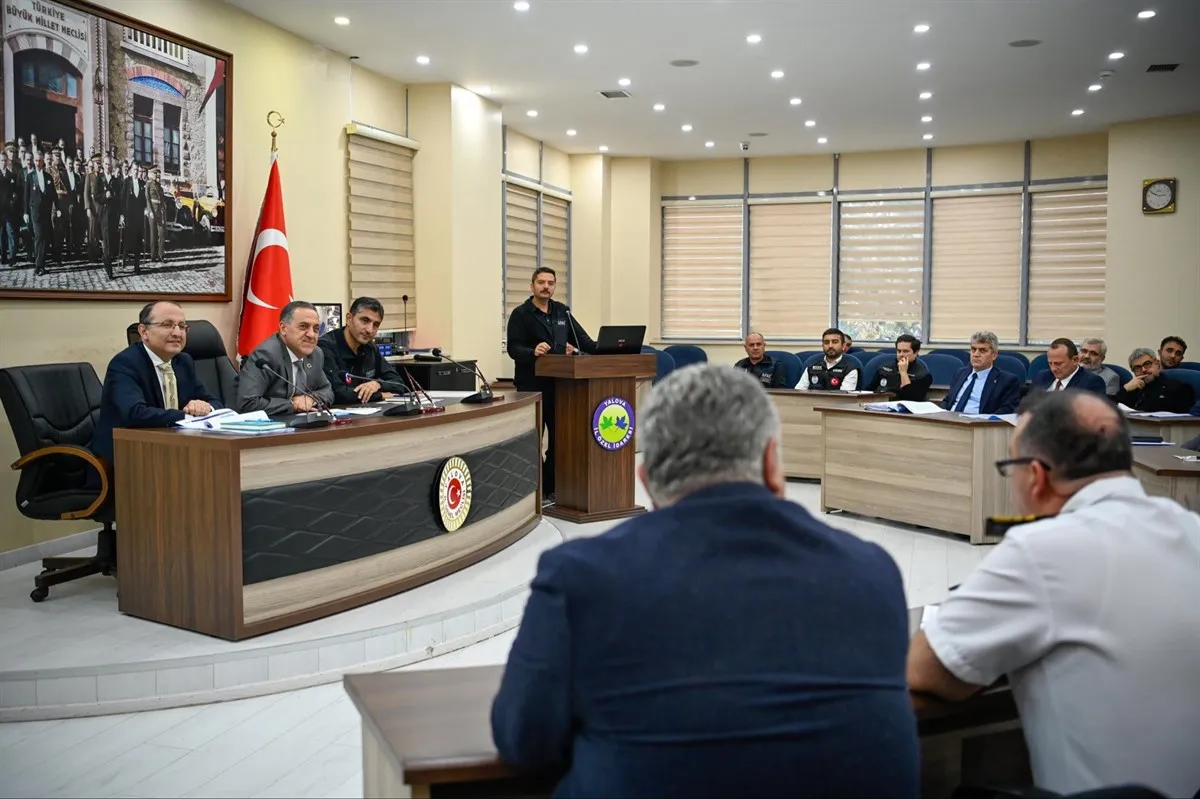 Yalova İl Afet ve Acil Durum Koordinasyon Kurulu toplantısı gerçekleştirildi