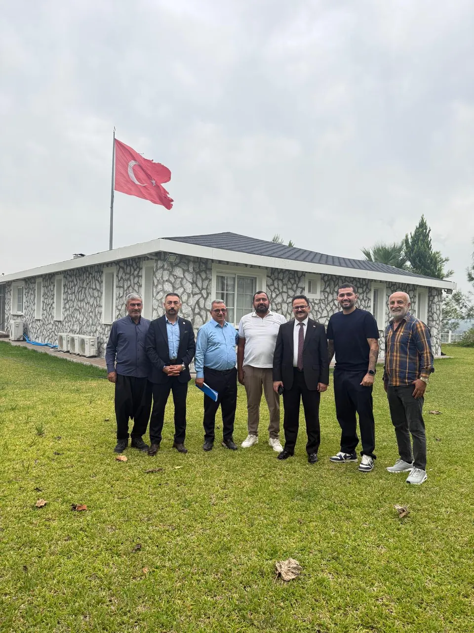 Çukurova Kaymakamı Alkan, Çukurova'da faaliyet gösteren zeytinyağı fabrikasını ziyaret etti