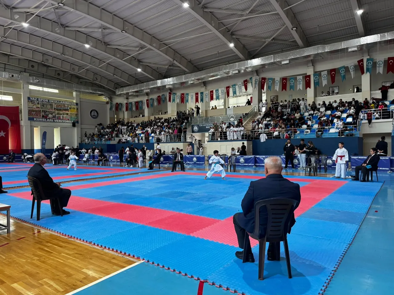 Şahinbey´de 600 karateci madalya için tatamiye çıktı