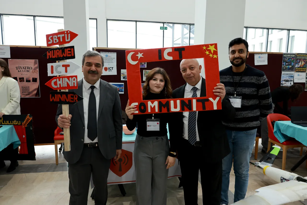 SBTÜ’de öğrenci toplulukları tanıtım ve üye kayıt etkinliği düzenlendi