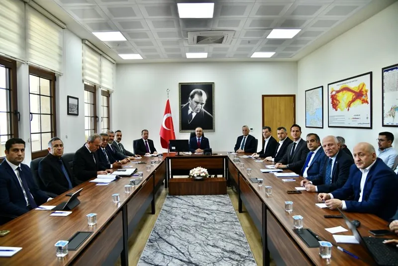 TCDD hemzemin geçitleri konulu toplantı düzenlendi