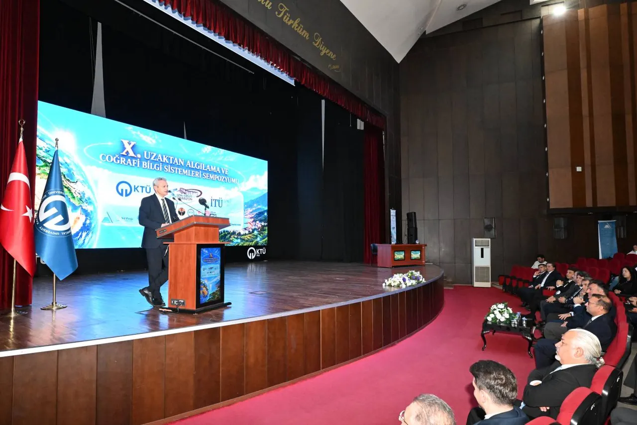 10. UZAL-CBS Sempozyumu Karadeniz Teknik Üniversitesi ev sahipliğinde başladı