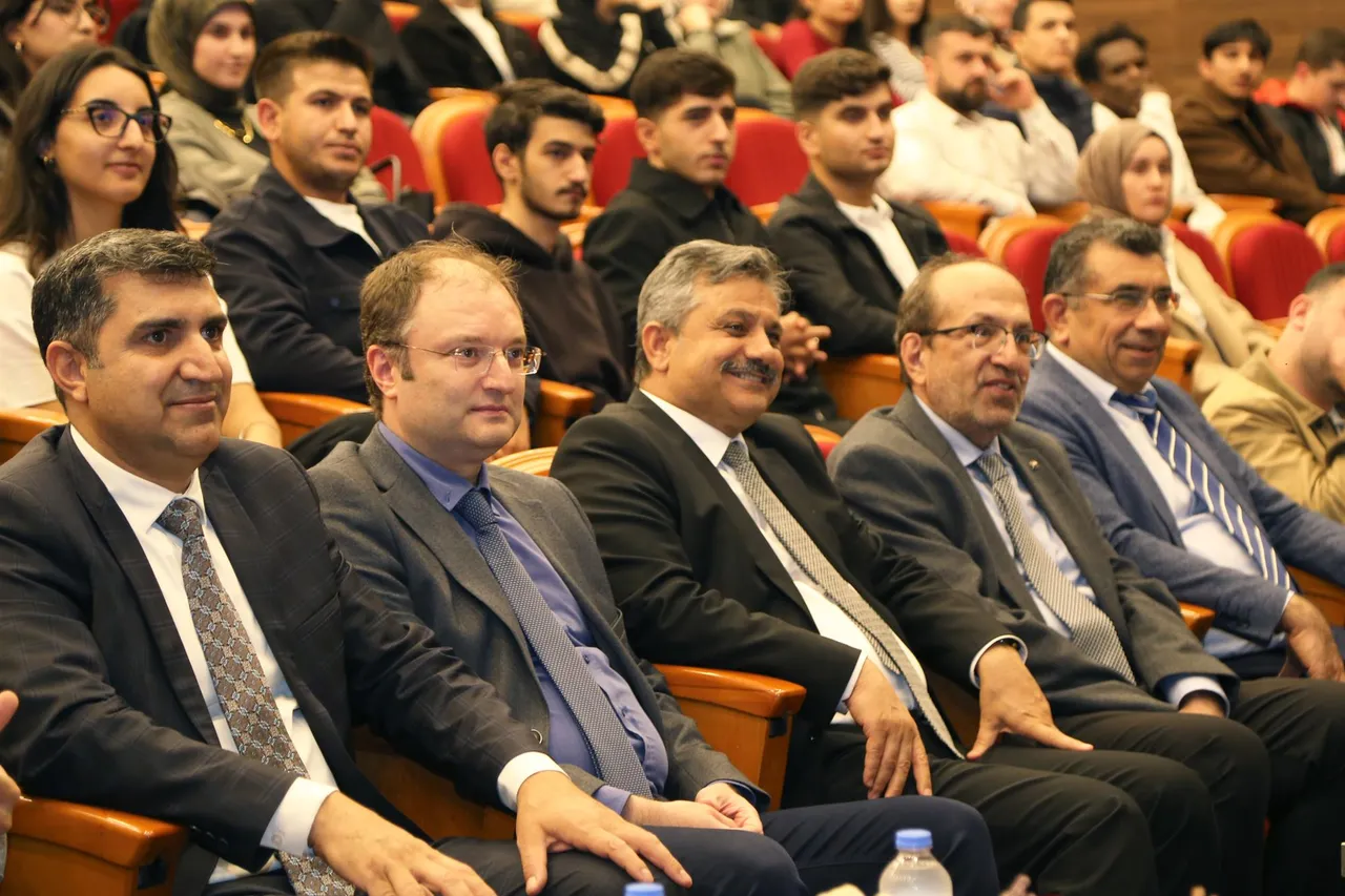 Siirt Üniversitesinde “Terörsüz Türkiye, Demokratik Katılım ve Akademi” konferansı düzenlendi