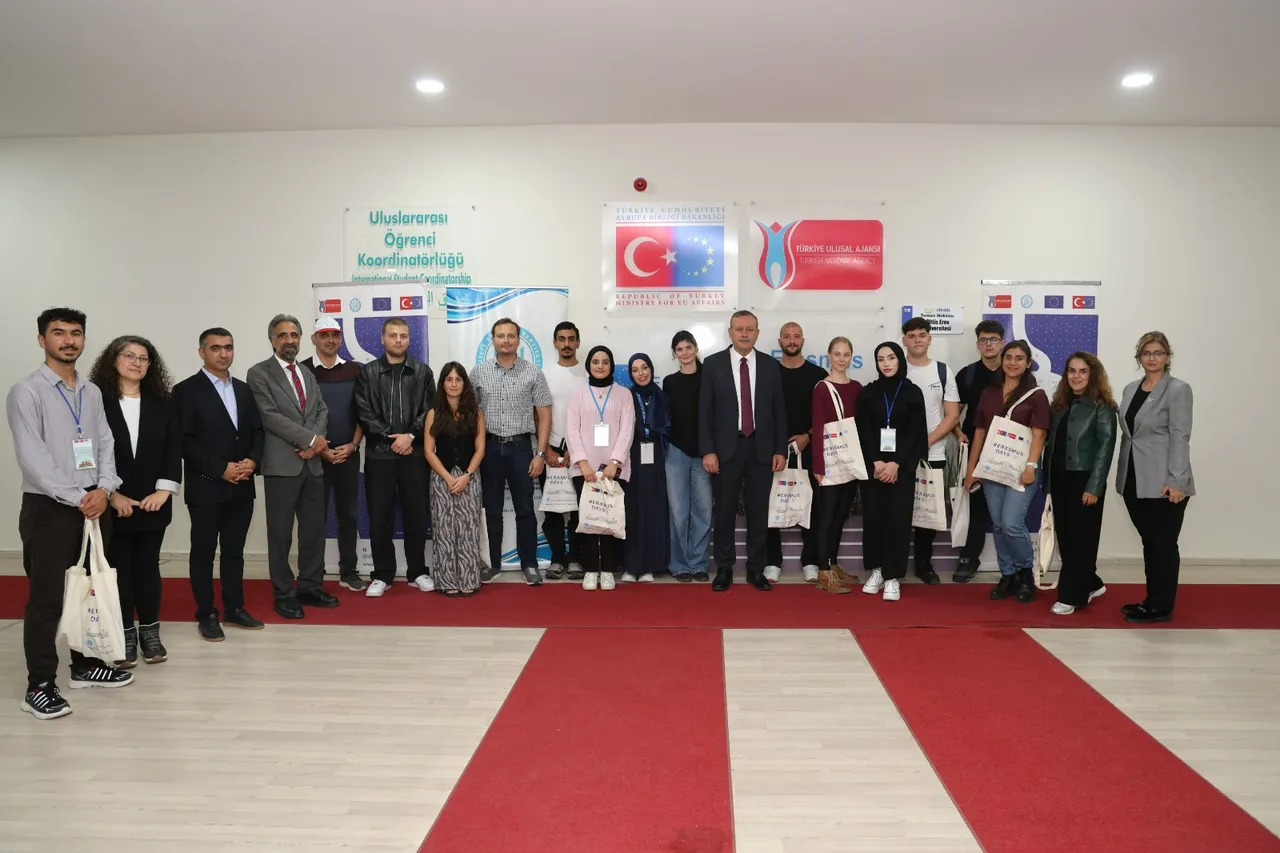 Bitlis Eren Üniversitesinde Erasmus+ Days etkinliğiyle kültürler buluştu