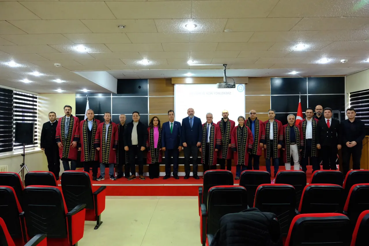 Teknoloji Fakültesi’nde akademik çalışmalar ve eğitim faaliyetleri ele alındı