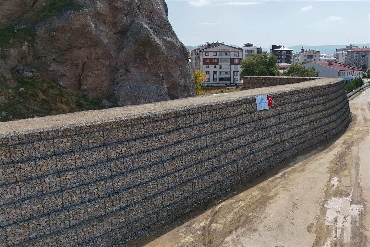 Yukarı Tekke kayalıklarında ıslah çalışmaları tamamlandı
