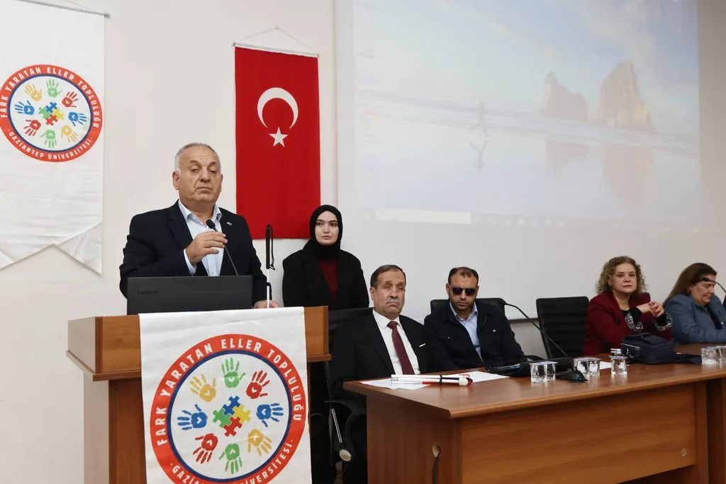 GAÜN’de “Birlikte Yürümek” paneli düzenlendi