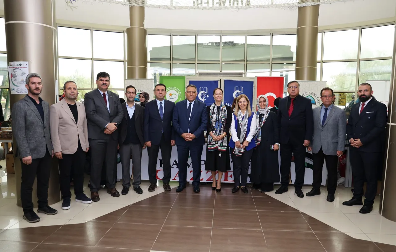 Iğdır Üniversitesinde "Hep Birlikte Gazze İçin" kermesi düzenlendi