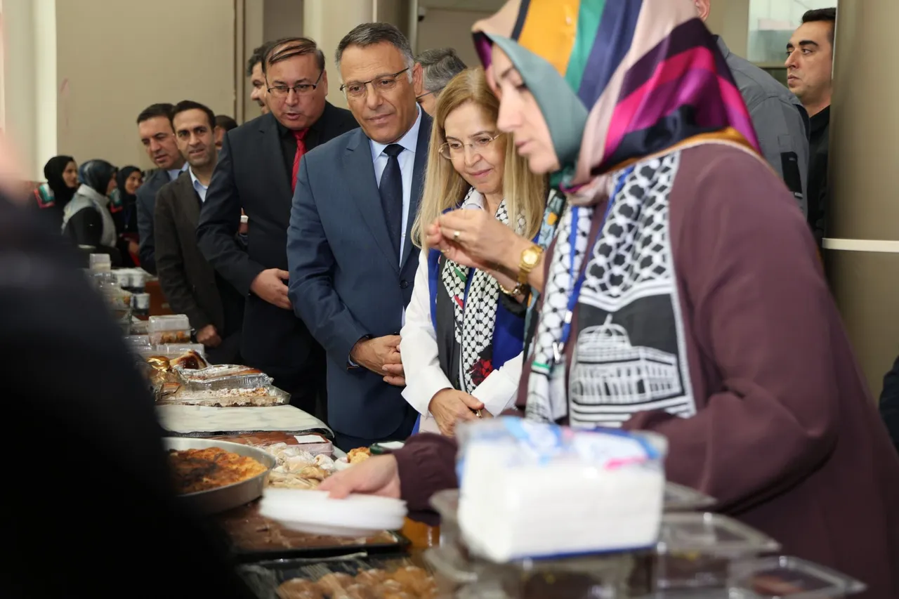 Iğdır Üniversitesinde "Hep Birlikte Gazze İçin" kermesi düzenlendi