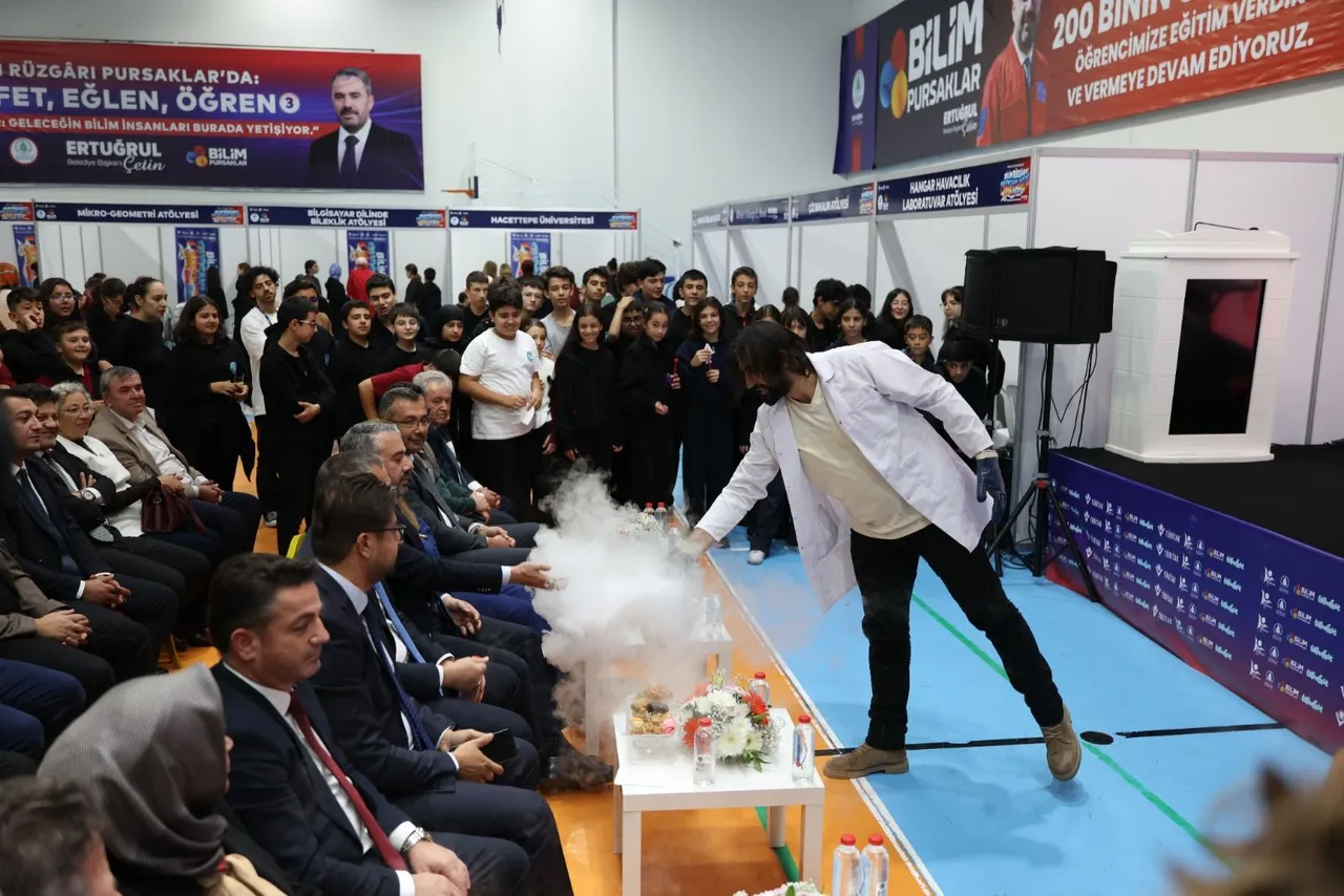 Pursaklar’da bilimin ışığı yükseliyor
