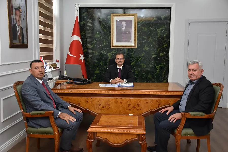 Şehit Aileleri Derneği Salihli Temsilciliği’nden Salihli Kaymakamına ziyaret