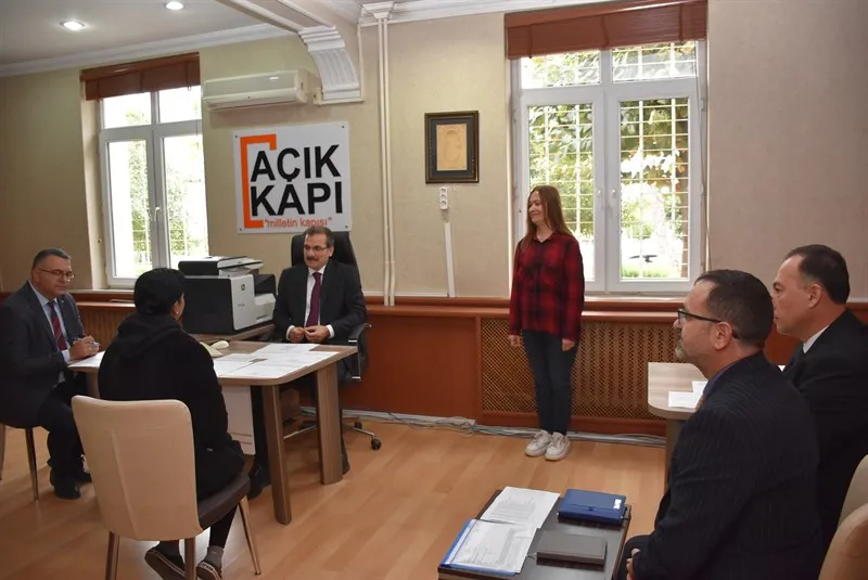 Salihli Kaymakamı Kapı’da vatandaşlarla buluştu